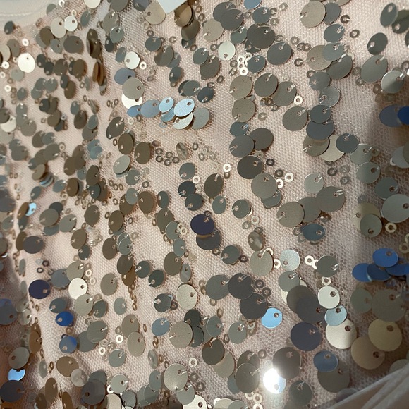 Champagne Sequin Formal Girls Dress Size 6 NWT - Picture 2 of 2